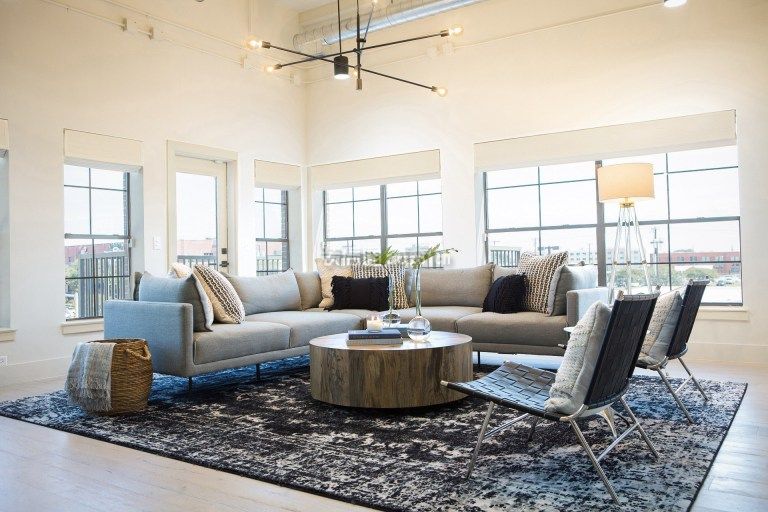 客廳地毯.jpg 客廳地毯.jpg